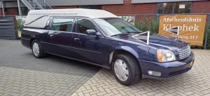 Cadillac blauwe rouwauto - foto 4